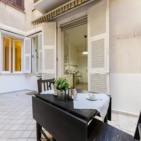 Hintown Castelletto Family Flat דירה *